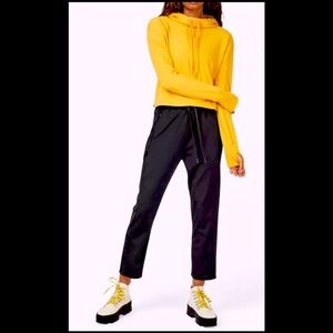 Sweaty Betty Explorer Trousers in versatile black!